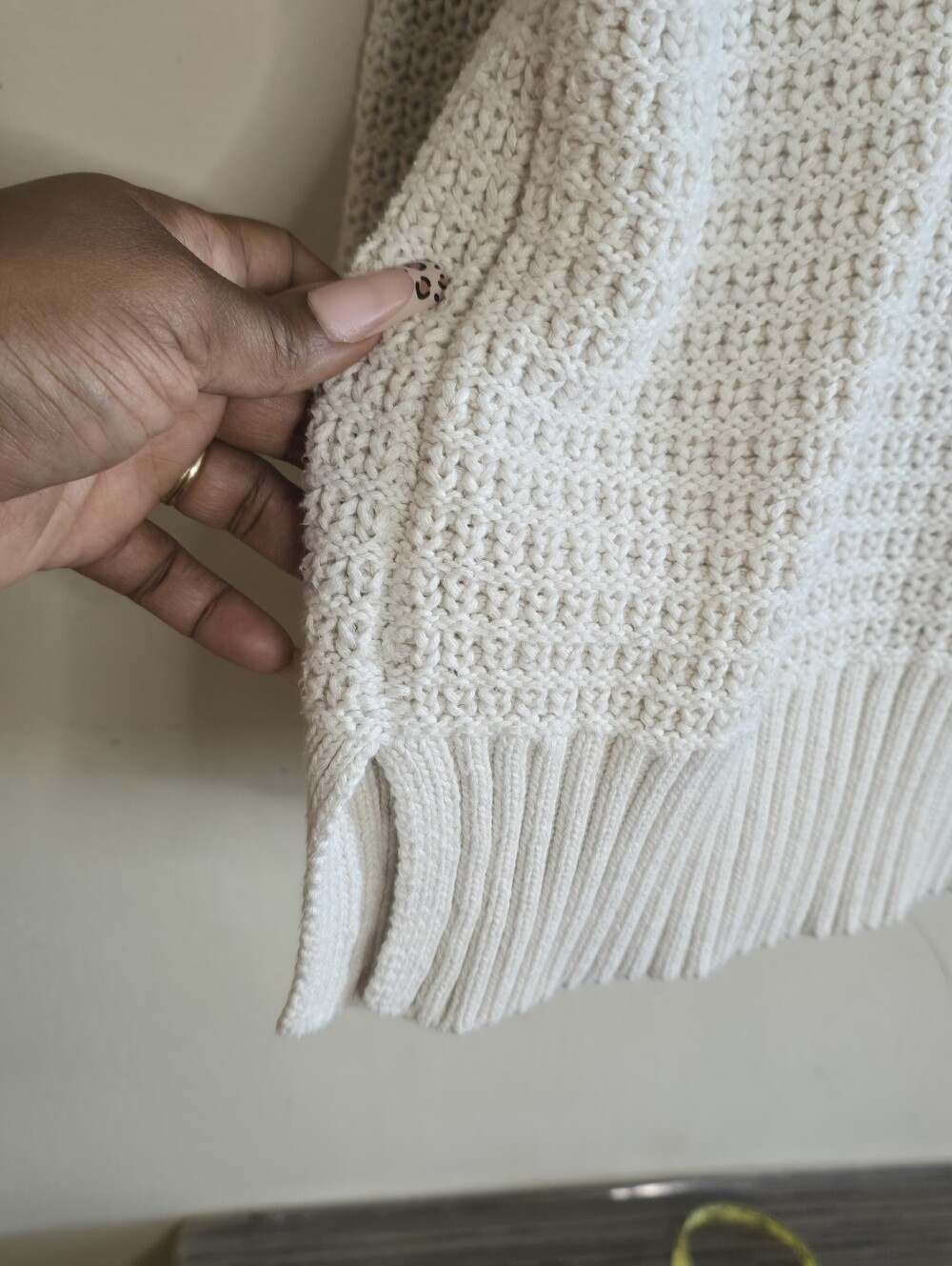 Rachel Zoe Hooded Crochet Knit Sweater Women’s Large Cream Heavyweight - Picture 6 of 11